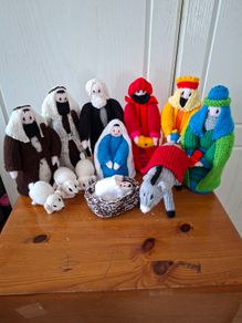 Hand Knitted Crib (Nativity) (see other photos)