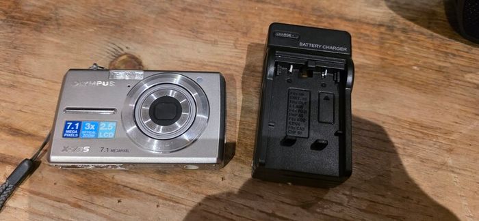 Olympus x-785 digital camera