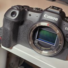 Eos Canon R8 Mint