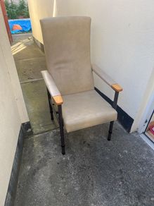 chair for elderly