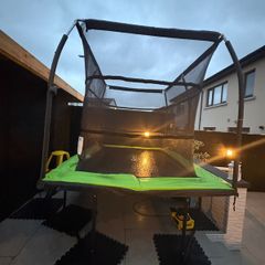 trampoline