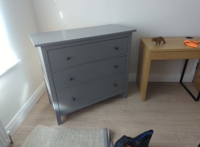 Chest of Drawers