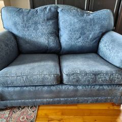 free blue couch