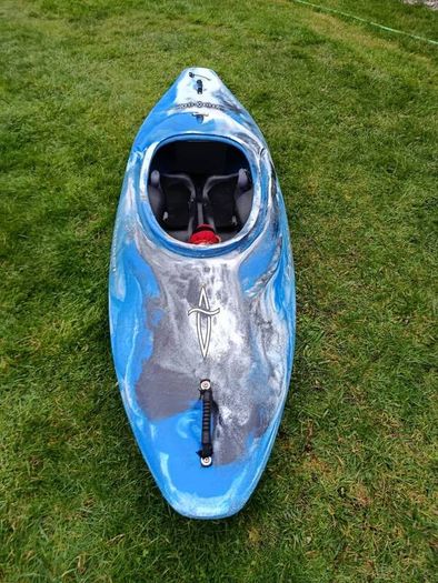 Kayaks & Paddles
