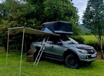 James baroud Hard shell roof tent with evolution tunnel and awning