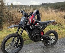 electric dirt bike Surron style