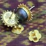 Carolyn Tyler Designer 22ct Gold & Tahitian Pearl Earrings Image 3