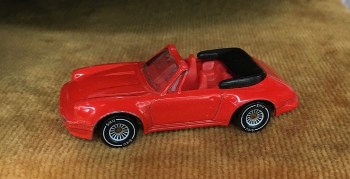 Siku Porsche 911 cabriolet