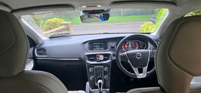 Volvo V40