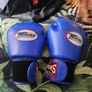 Twins boxing gloves Image 6