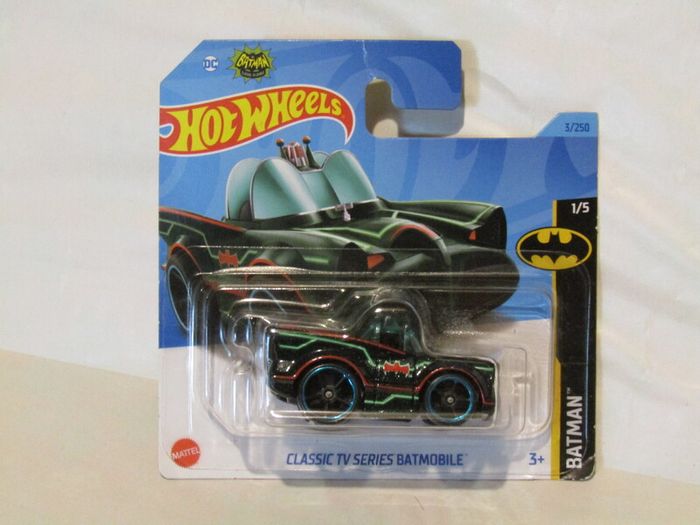 Hot Wheels Batman Classic TV Series Batmobile Tooned Green Blue Diecast Car Brand New Sealed