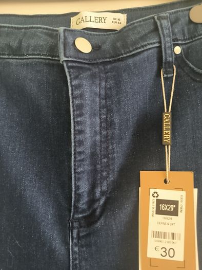 Dunnes Stores Gallery Brand New Jeans