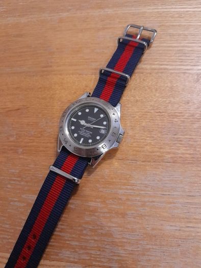 Sharp Scuba Master Divers Watch, Quartz Movement, Stainless Steel Case and Back. WR100M Japanese Movement, Nato Strap.