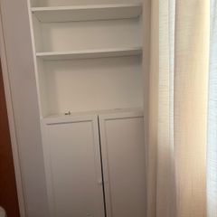 bookshelf
