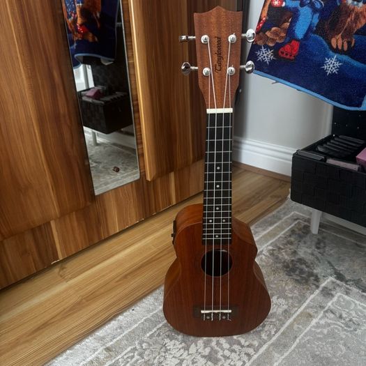 ukulele