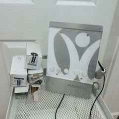 Lip blush device