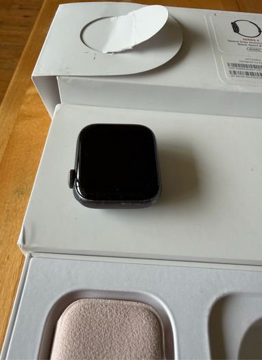 apple watch series 4