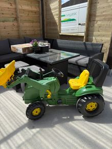 Kids tractor