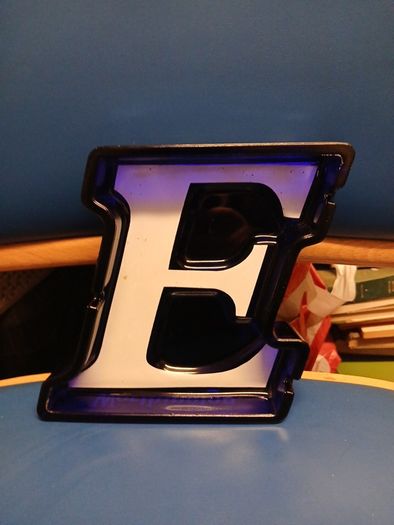 Vintage Worthington E ashtray
