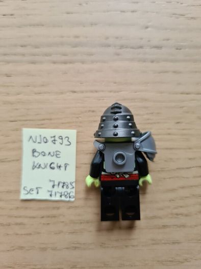 lego njo0793 bone knight, set ninjago 71785, 71786
