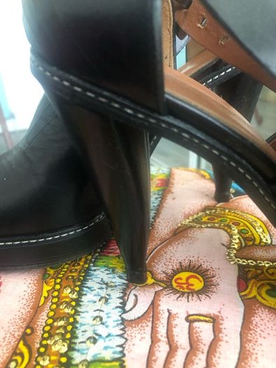 Size 40 Designer heels by Nicole Farhi
