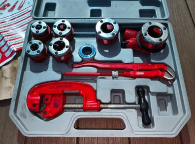 pipe fittings kit. sealey