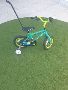 Marvin monkey and Halfords stabilisers kids x2