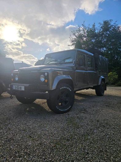Land Rover defender 130