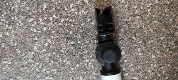 Skylight blind rod for opening blind