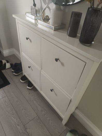 shoe rack