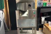 Bold R1 Commercial Potato Chipper Machine. Used 2 or 3 times. Like New