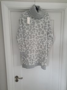 jumper dress