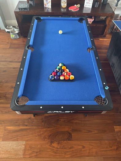 pool table & table tennis