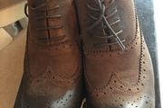 ISLO fully leather shoes. UK 6. Worn twice.