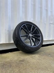Genuine Volkswagen Pretoria 19" Single Alloy Wheel