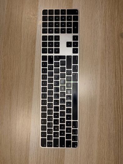 Apple Magic Keyboard with Touch ID and Numeric Keypad Black Keys UK IE Layout