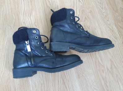 Size 37 - Size 4 - A Beautiful Pair of "Carvela" Comfort Boots - Originally 55 Euro