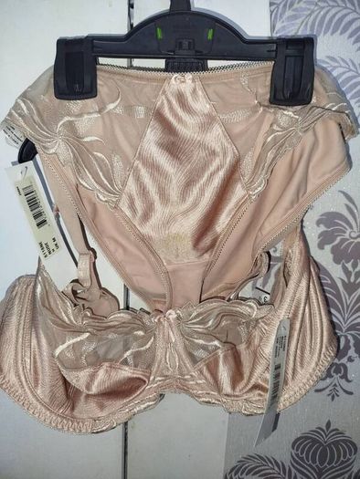 Fantasie Lily Balcony Bra 40DD and brief size M 16euro