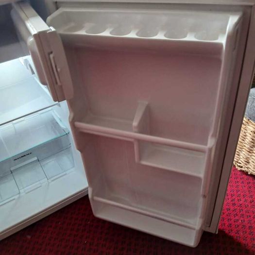 Small fridge freezer