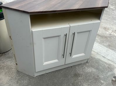 Corner unit with walnut top