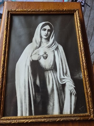 Vintage Virgin Mary Sacred Heart Picture Ornate Frame