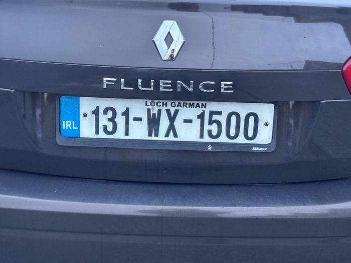 vehicle 2013 Renault Fluence