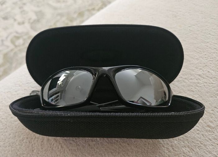 Oakley Straight Jacket Sunglasses