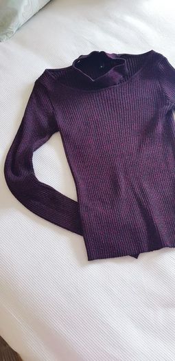 H&M Divided Jumper - Small