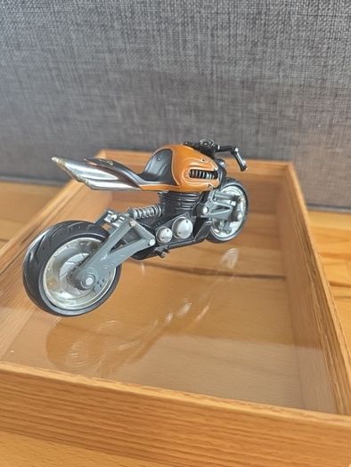 Hot Wheels 1:18 Street Power X-Blade