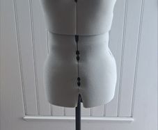 Adjustable dressmaker mannequin