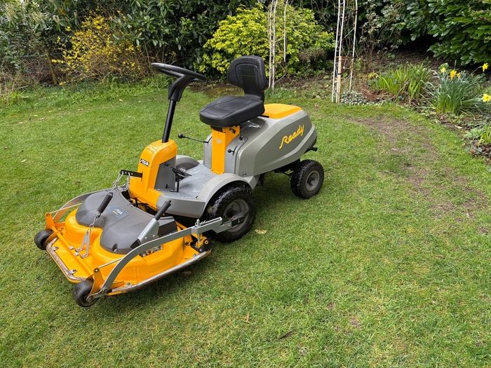 Stiga Combi 95 Mulcher (mint condition) - Ride on Lawnmower