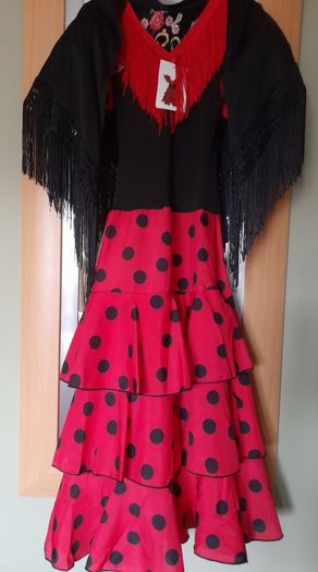 Girl's BRAND New Spanish Costume Dress