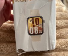 Huawei WatchFit 4 smart watch