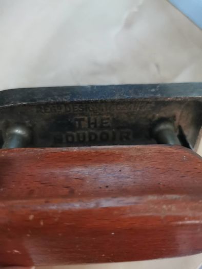 Vintage/Antique presume Cast Iron small IRON